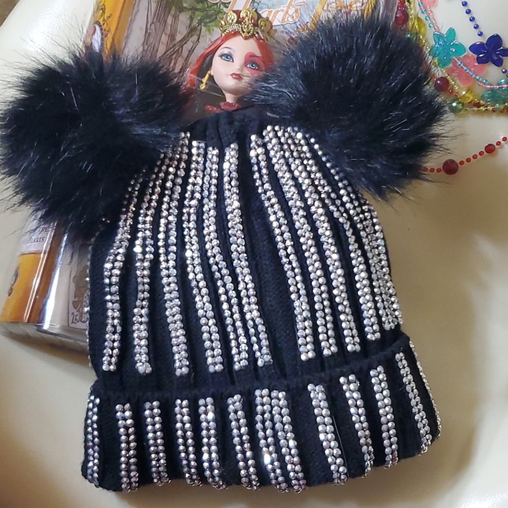 SILVER STUDDED RHINESTONE HAT - Picture 16 of 16